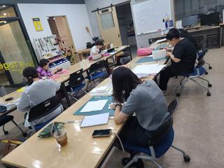한국공예 장인학교 색지교육 시설사용 썸네일 이미지