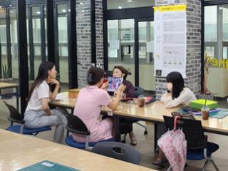 한국공예장인학교 색지교육 시설사용 썸네일 이미지