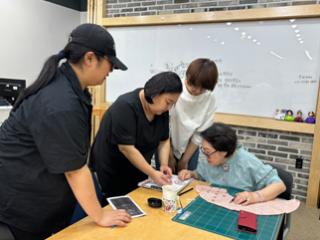 한국공예장인학교 색지기초 및 심화교육 썸네일 이미지