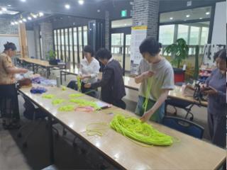 한국공예장인학교 매듭기초반 썸네일 이미지