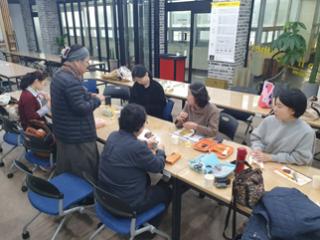 한국공예장인학교 매듭기초 썸네일 이미지
