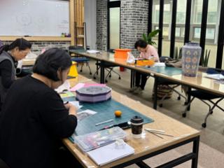 한국공예장인학교 색지심화 썸네일 이미지